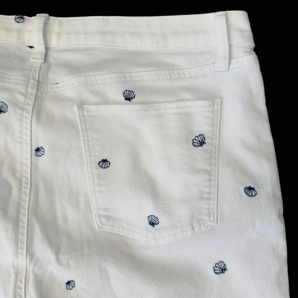 Talbots Crop Straight Leg Jeans White Sz 16 Embroidered Seashells Coastal Beachy